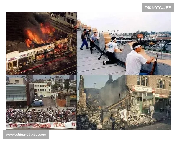 保安与球迷抢鞋事件引发讨论,赛场安全管理完善 保安与球迷抢鞋事件引发讨论,赛场安全管理完善