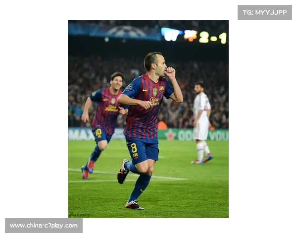 “巴萨外租小将福特进球庆祝受伤，左肩手术影响职业生涯规划”